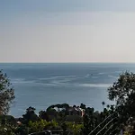 - Vista Mare Con Letto A Castello Lejlighed *