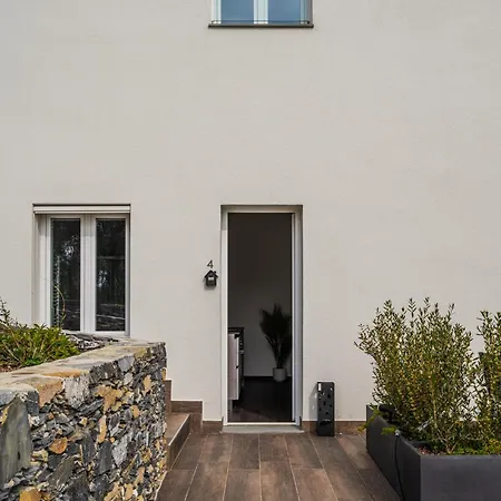 - Vista Mare Con Letto A Castello Apartman *